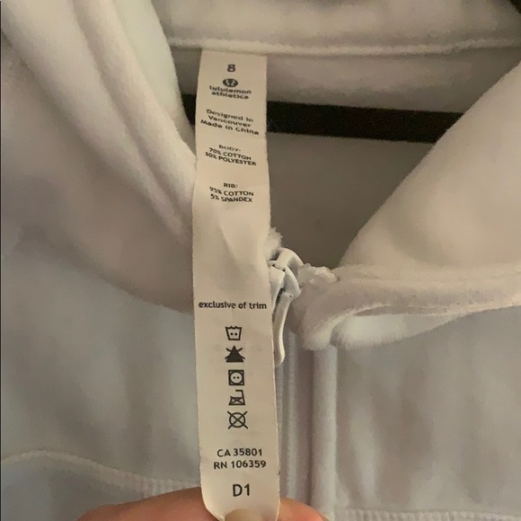 Lululemon Scubba Sweatshirt - Picture 3 of 3